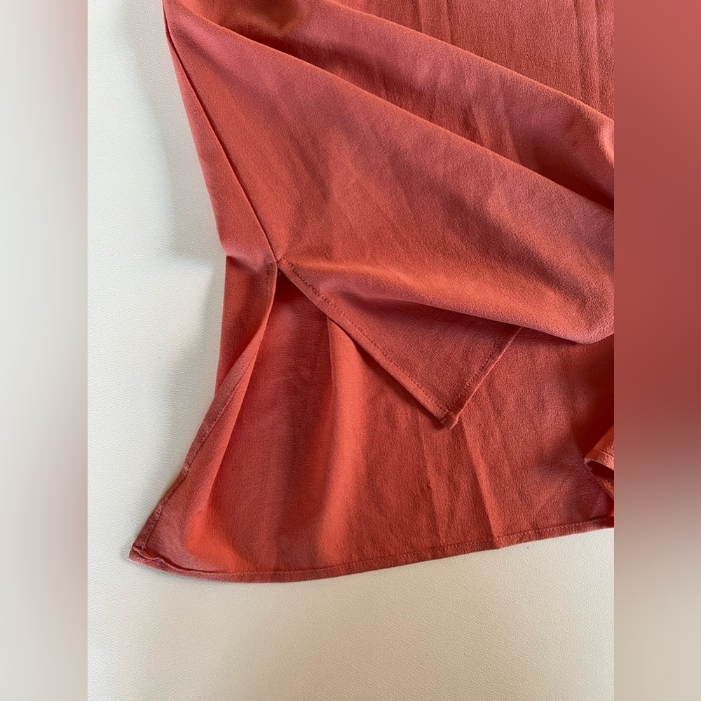 Women’s Dressy Top Large - Picture 3 of 4